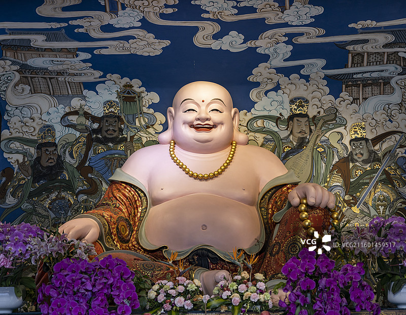 中国寺庙中的弥勒佛图片素材