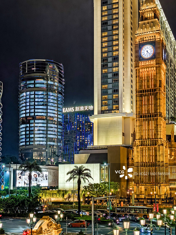 澳门建筑物夜景风光 巴黎铁塔夜景图片素材