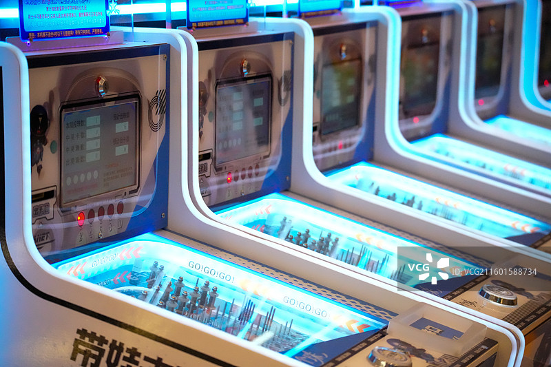 商场里的弹珠游戏机图片素材