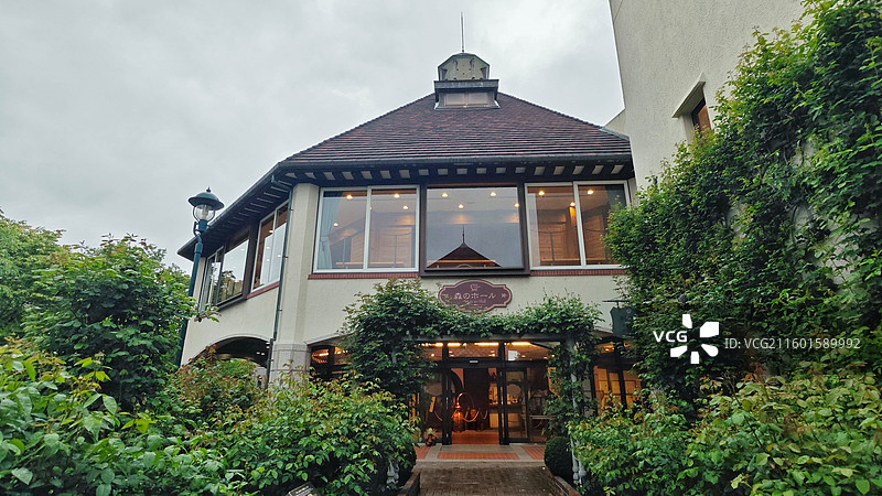 神户布引香草园是香草主题园区，可乘索道前往，香草种类丰富，能赏景、体验香草文化，是休闲观光好去处。图片素材