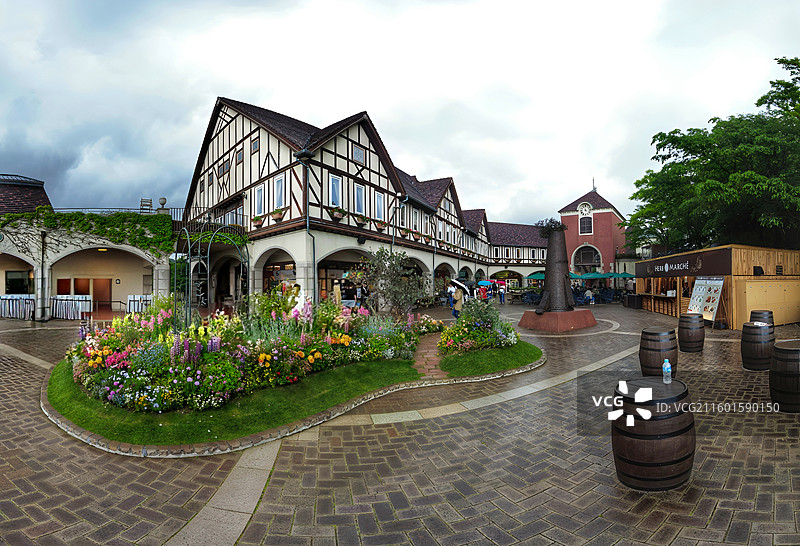 神户布引香草园是香草主题园区，可乘索道前往，香草种类丰富，能赏景、体验香草文化，是休闲观光好去处。图片素材