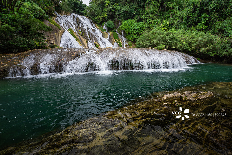 贵州平塘县甲茶瀑布图片素材