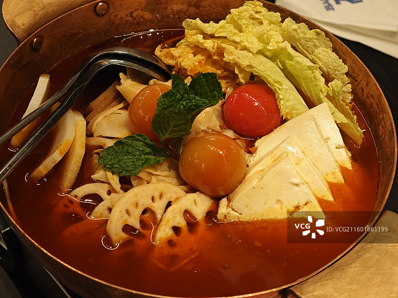 贵阳酸汤牛肉火锅图片素材
