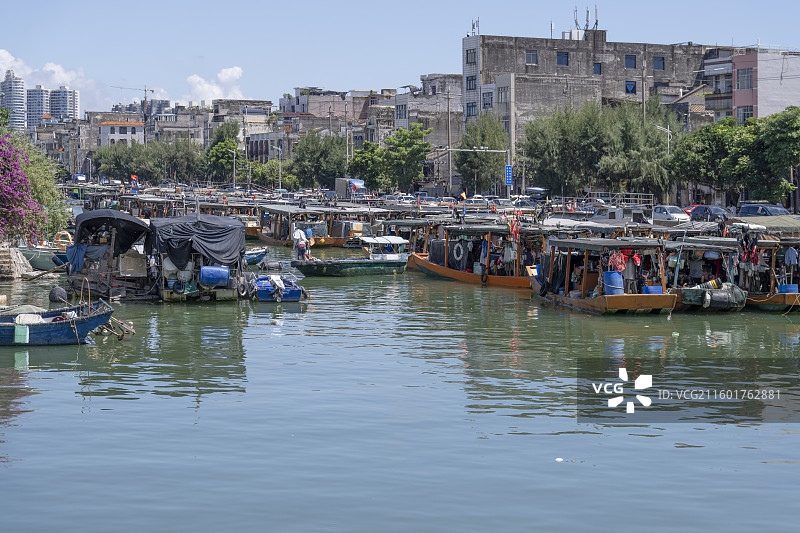 广西北海-渔港渔船城市景观图片素材