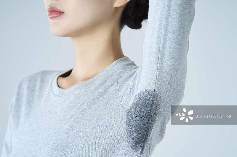 身体、美容、女性、整形外科、美妆、节食、健康生活方式、医疗保健、汗水、多汗症、体味图片素材