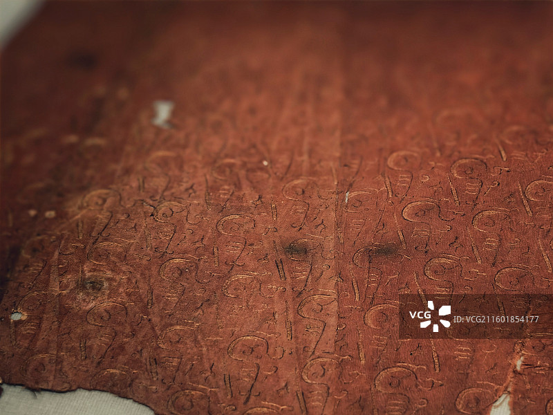 西汉印花敷彩纱 大葆台汉墓出土 汉代丝织工艺巅峰 古代纺织文物高清细节图片素材