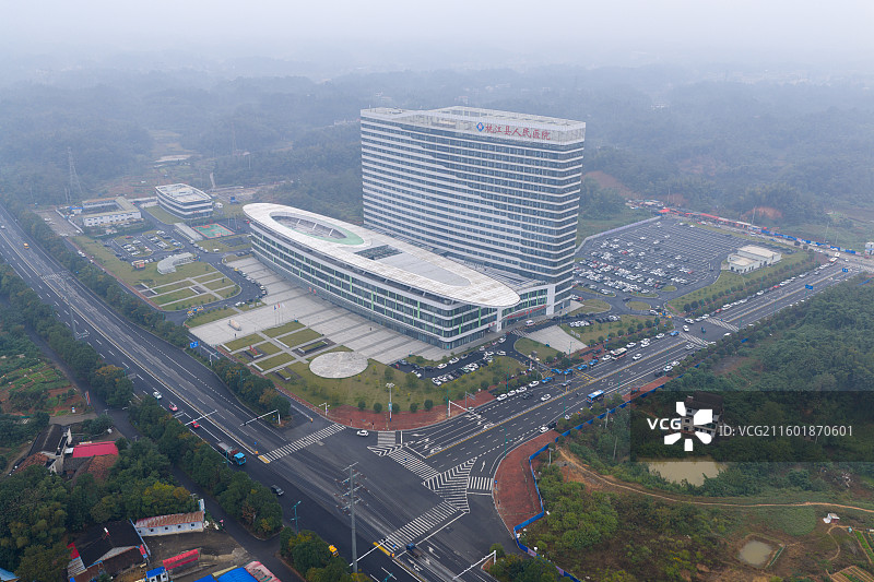 现代化医院建筑航拍图片素材