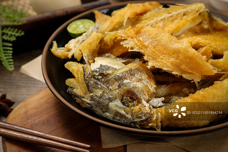 手撕鲈鱼图片素材