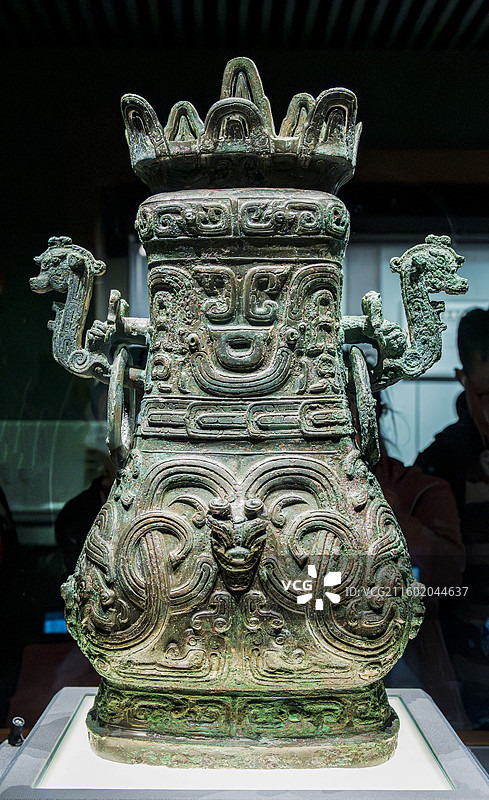 山西博物院展览文物——曲沃县晋侯墓地出土西周青铜器晋侯（臣斤）壶图片素材