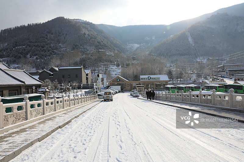 五台山大雪白茫茫冰天雪地红墙寺庙建筑千里冰封万里雪飘塔院寺菩萨顶显通寺罗睺寺广化寺普寿寺善财洞黛螺顶图片素材