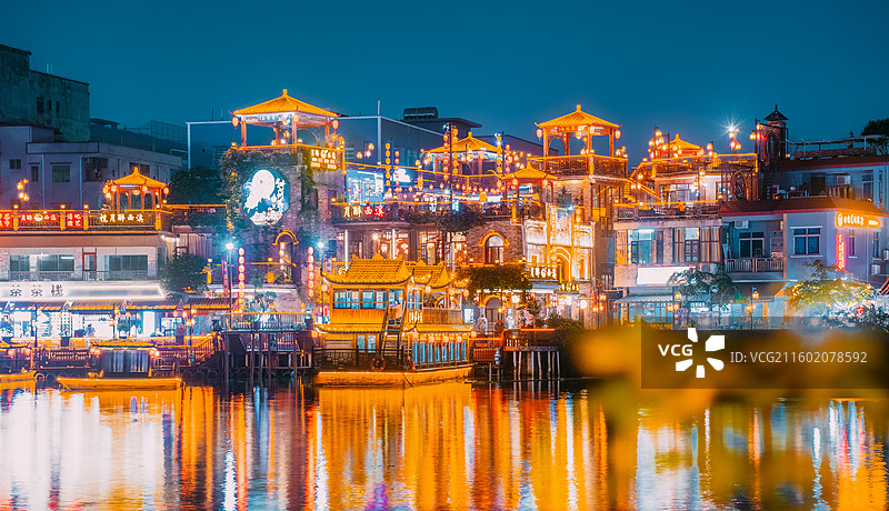 东莞西溪古村夜景图片素材