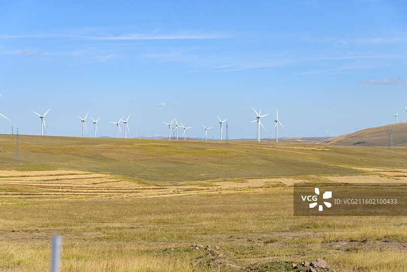 内蒙古赤峰翁牛特旗灯笼河草原秋景图片素材