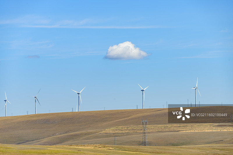 内蒙古赤峰翁牛特旗灯笼河草原秋景图片素材