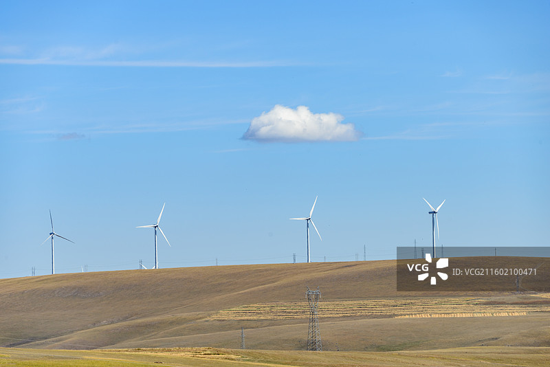 内蒙古赤峰翁牛特旗灯笼河草原秋景图片素材