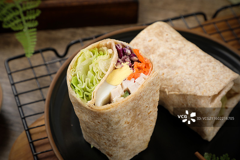 日式风味鸡肉蔬菜卷图片素材