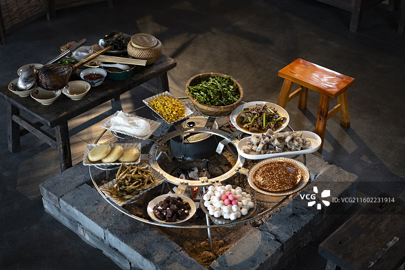 火塘打油茶图片素材