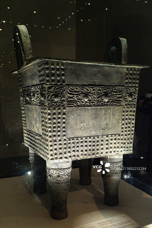 青铜鼎 商前期 1974年河南郑州杜岭出土 中国国家博物馆“古代中国基本陈列”图片素材