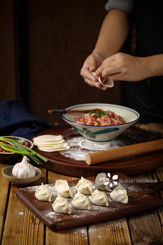 包饺子包汤圆图片素材