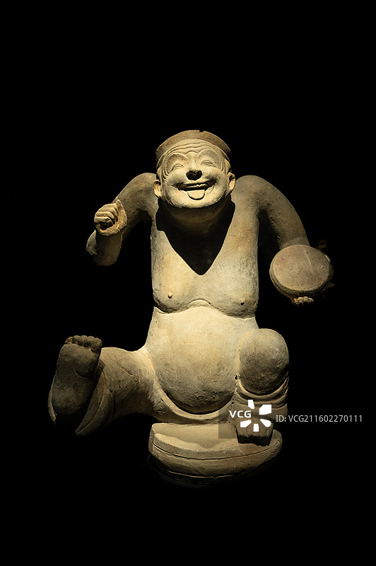 四川成都博物馆馆藏国家一级博物馆文物东汉击鼓说唱俑图片素材