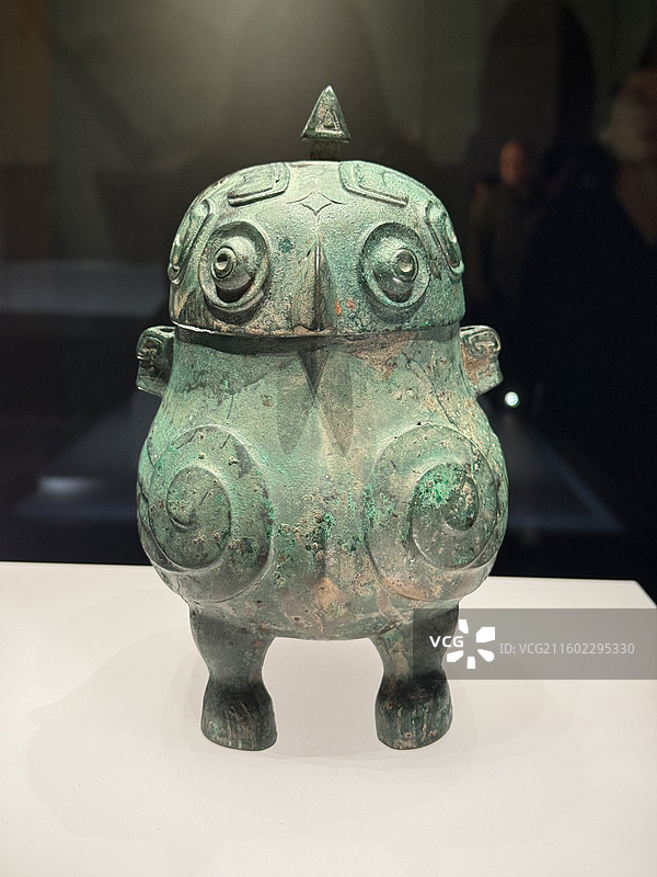 鸮卣，商，山西省吕梁市石楼县二郎坡遗址，山西博物院图片素材