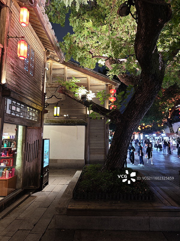 南后街三坊七巷夜景宫巷郎官巷 黄巷塔巷衣锦坊安民巷图片素材