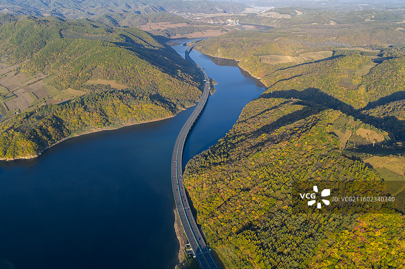 吉林靖宇县松花江大桥图片素材