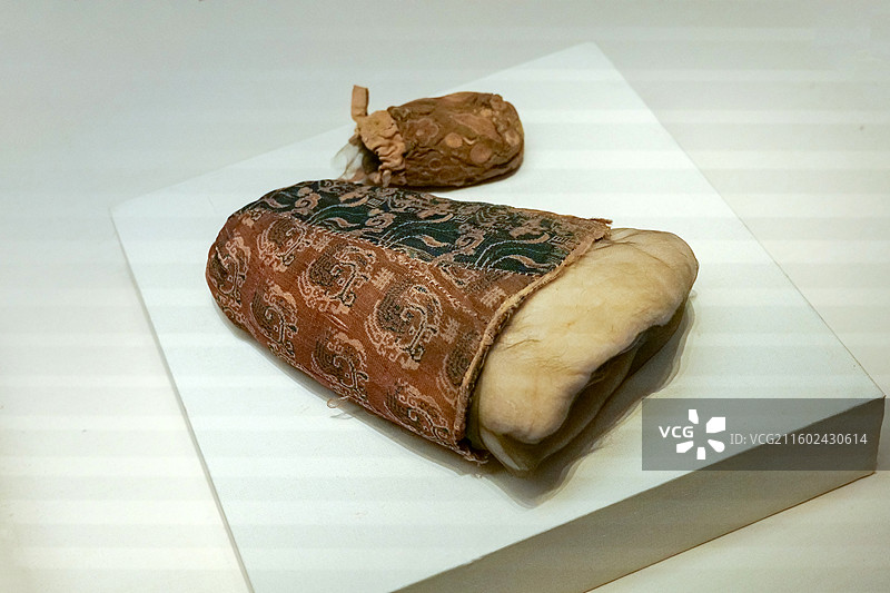 无极锦香囊 汉代 1934年新疆罗布泊楼兰遗址出土 中国国家博物馆“古代中国基本陈列”图片素材