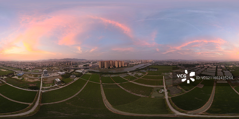 航拍夕阳下的牛田洋图片素材