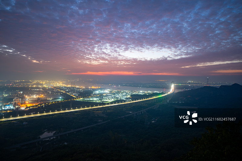 五峰山长江大桥晚霞图片素材