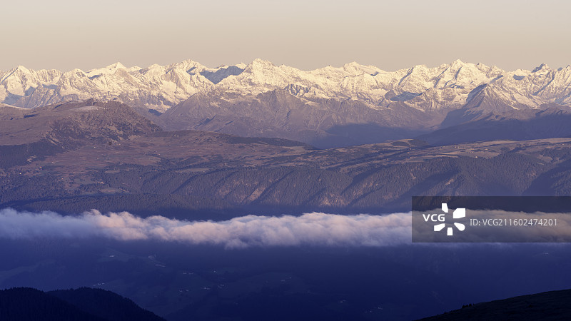 刀锋山图片素材