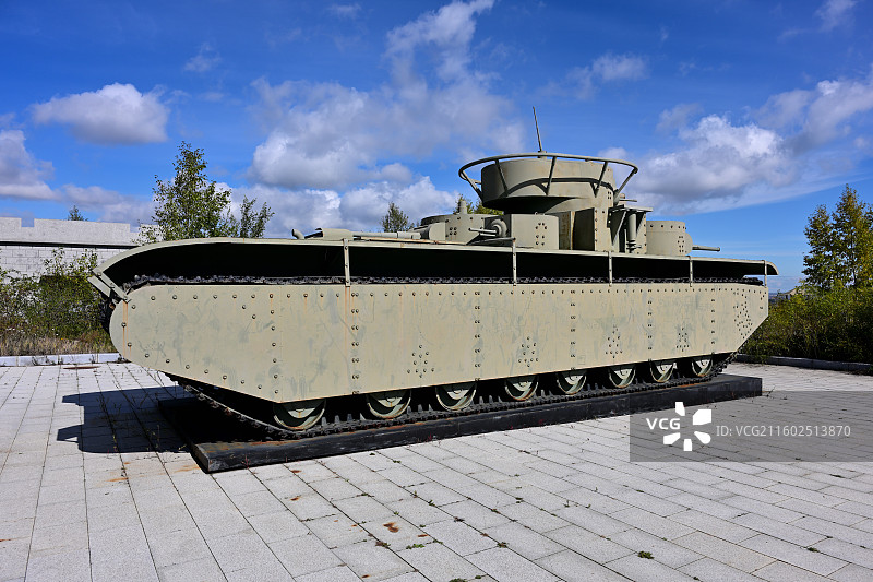 破旧的装甲坦克，战争机器，陆地作战，世界反法西斯战争海拉尔纪念园，内蒙古呼伦贝尔海拉尔图片素材