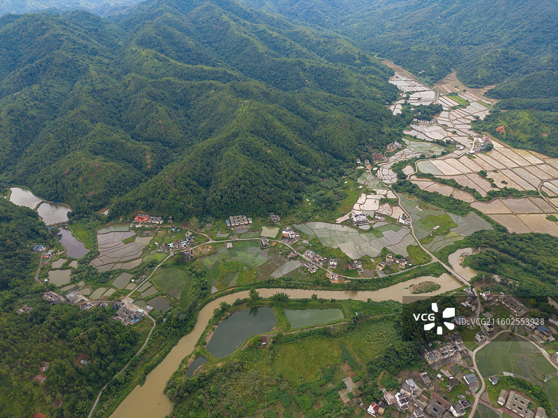 广东省河源市，东源县，康禾镇，仙坑村，客家围屋四角楼、八角楼，建筑航拍风光！图片素材