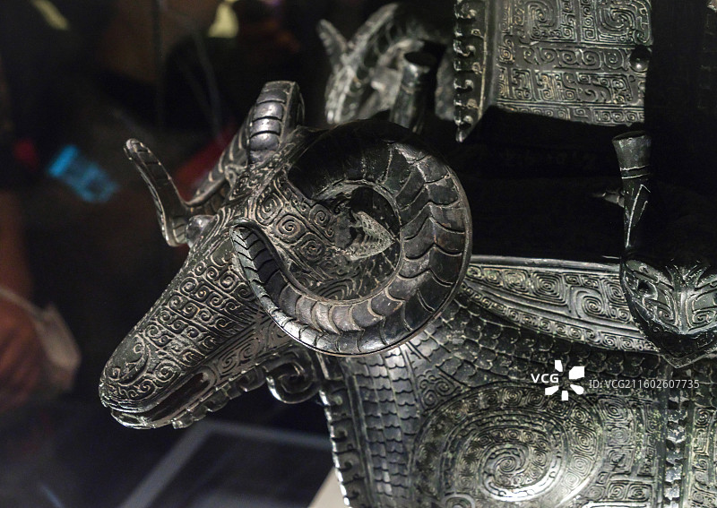 四羊青铜方尊 商后期 1938年湖南宁乡出土 中国国家博物馆“古代中国基本陈列”图片素材