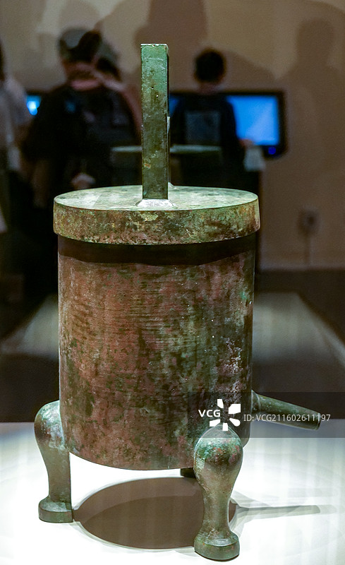 青铜漏壶 西汉·河平二年 1976年内蒙古杭锦旗出土 中国国家博物馆“古代中国基本陈列”图片素材