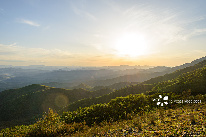 内蒙古赤峰道须沟云中草原日落图片素材