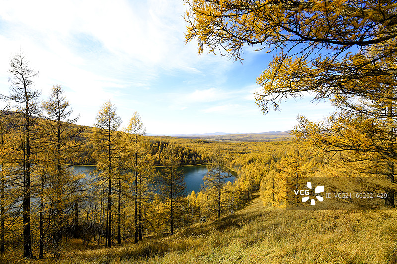 内蒙古阿尔山国家森林公园驼峰岭天池图片素材