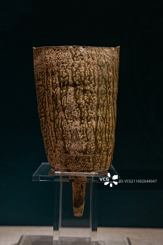 战国 原始青瓷勾鑃 长兴县博物馆图片素材