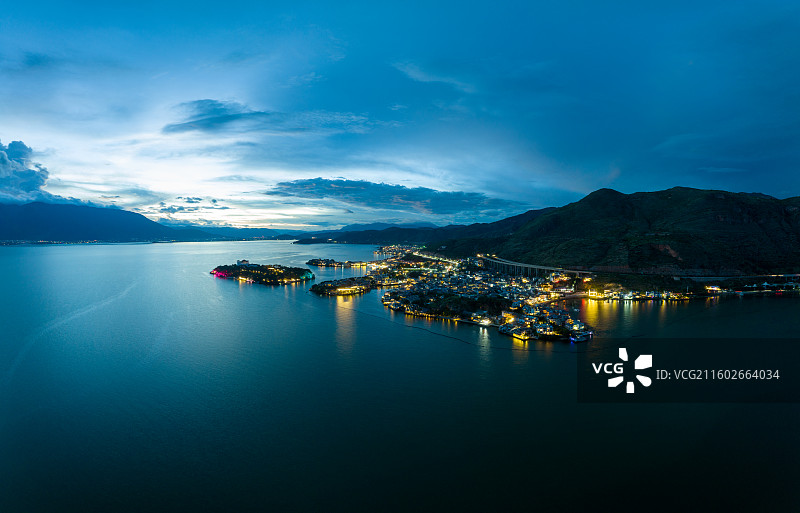 云南大理古城洱海风光图片素材