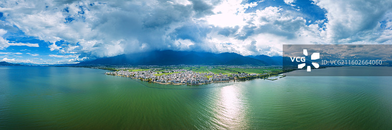 云南大理古城洱海风光图片素材