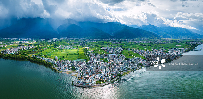 云南大理古城洱海风光图片素材