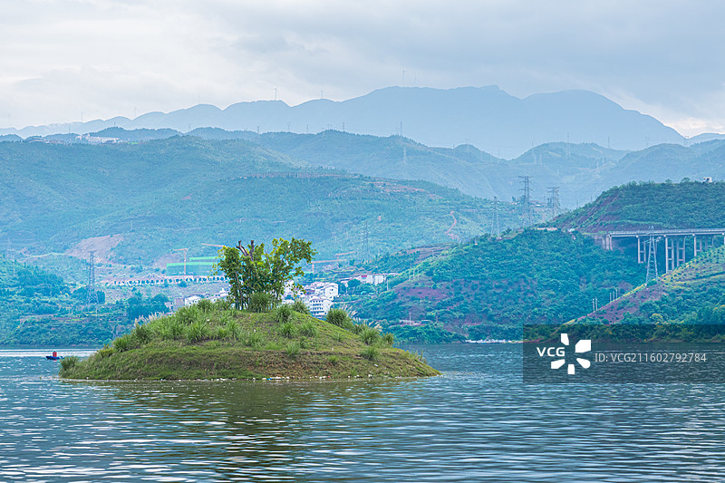 水面 江面 滨水 码头 长江三峡  自然风光图片素材