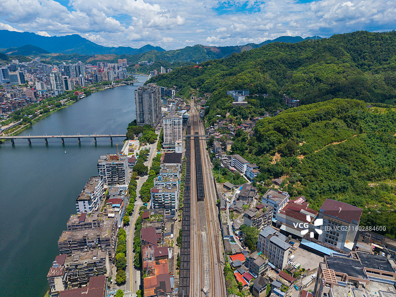 福建省南平市延平区，水南站，火车铁路，城市风光，航拍图片素材