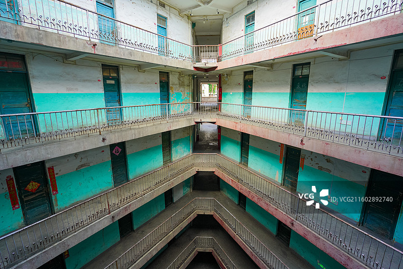 福建省三明市三元区，三钢职工之家，群英三村15号楼，前苏联风格，三角楼图片素材