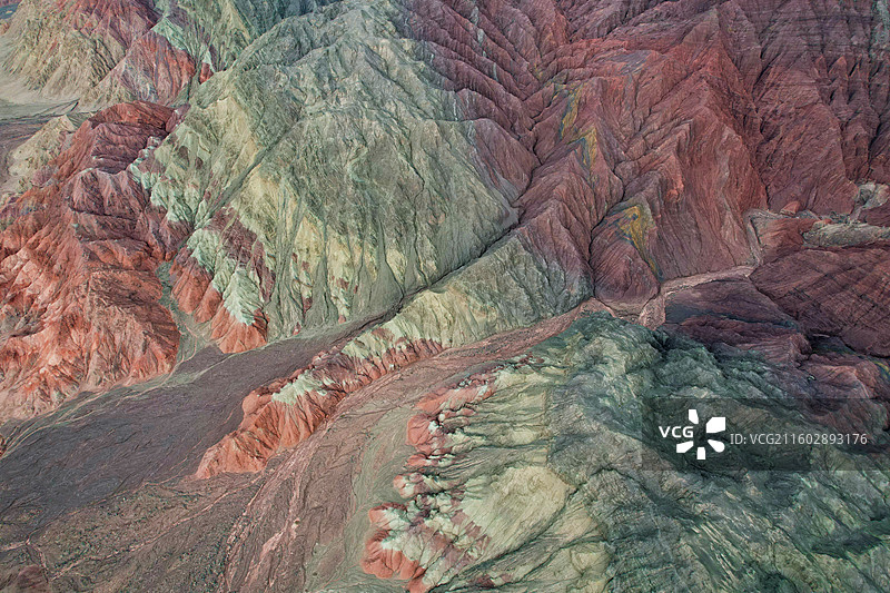 新疆西克尔七彩丹霞图片素材