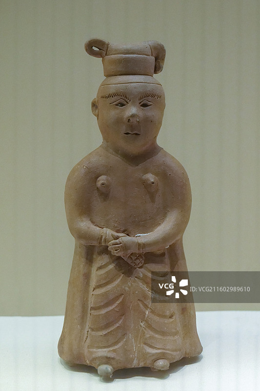 瓷女俑 西晋 1964年江苏南京板桥镇出土 中国国家博物馆“古代中国基本陈列”图片素材