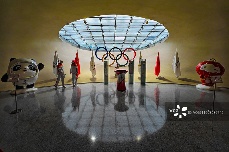 五环下的冬奥记忆 ——北京奥运村内奥运主题展区图片素材