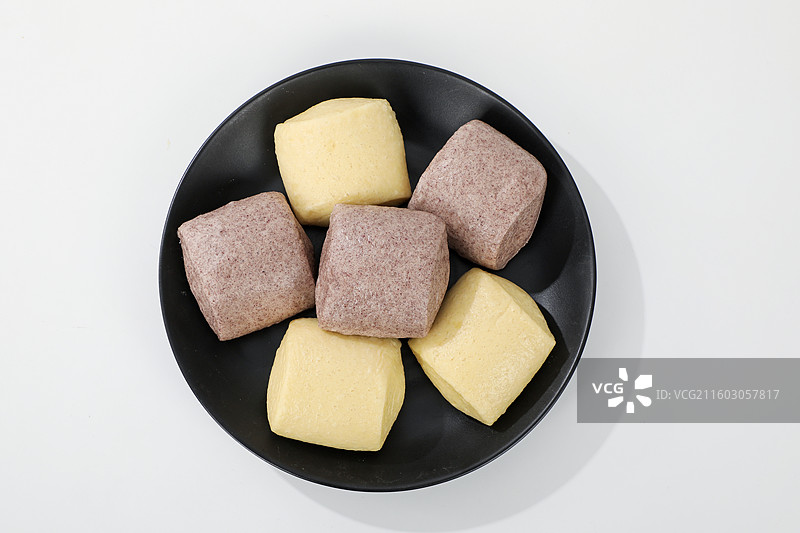 黑玉杂粮双切馒头图片素材