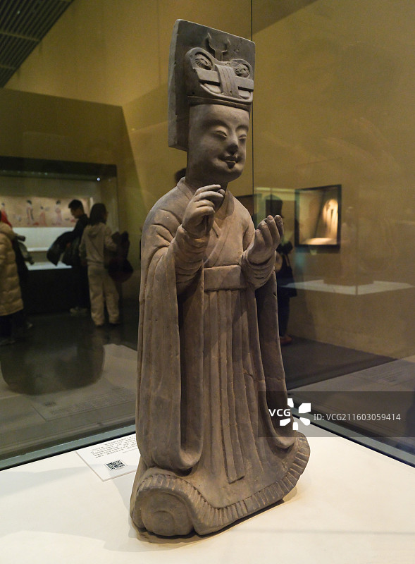 笼冠陶俑 隋代 1956年湖北武汉周家大湾241号隋墓出土 中国国家博物馆“古代中国基本陈列”图片素材