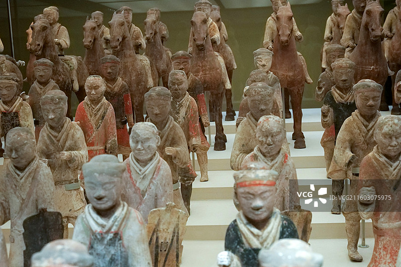 彩绘陶兵马俑 西汉 1965年陕西咸阳杨家湾兵马俑坑出土 中国国家博物馆“古代中国基本陈列”图片素材