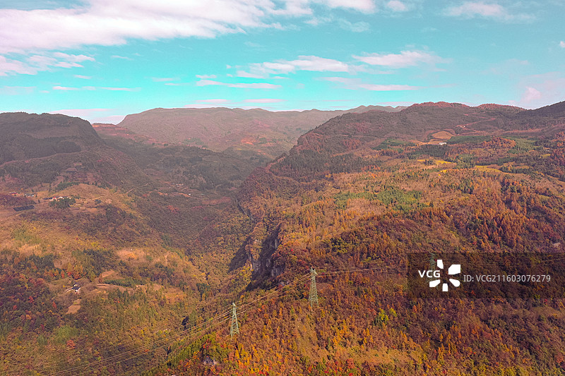 航拍湖北省宣恩县分水岭秋色图片素材
